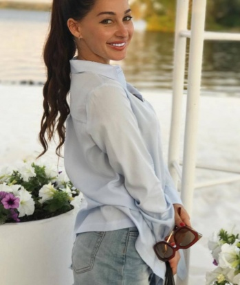 Камилла, 23